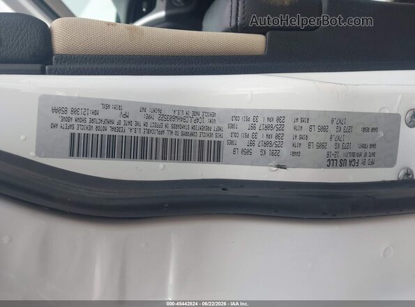 1C4PJLCB4HW603522 2017 JEEP CHEROKEE Белый Вид подкапотного пространства