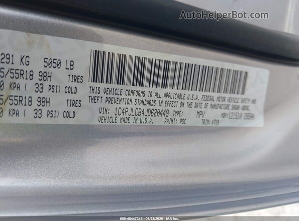 1C4PJLCB4JD620449 2018 JEEP CHEROKEE Silver Vista del compartimento del motor