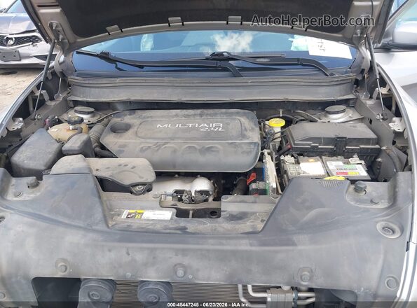 1C4PJLCB4JD620449 2018 JEEP CHEROKEE Silver Vista trasera