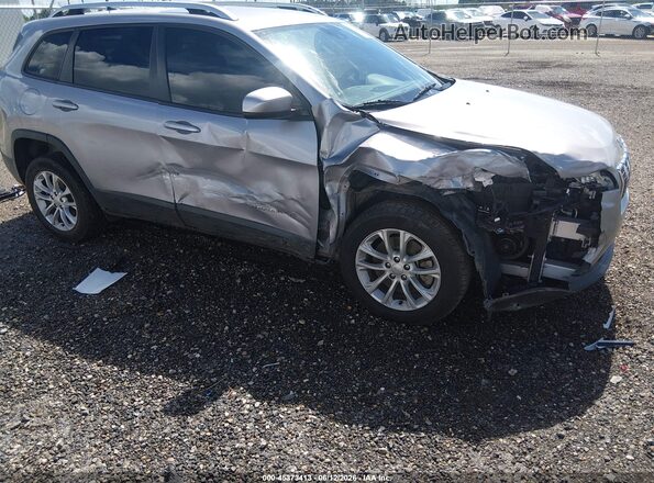 1C4PJLCB4MD112907 2021 JEEP CHEROKEE Silver Widok z przodu