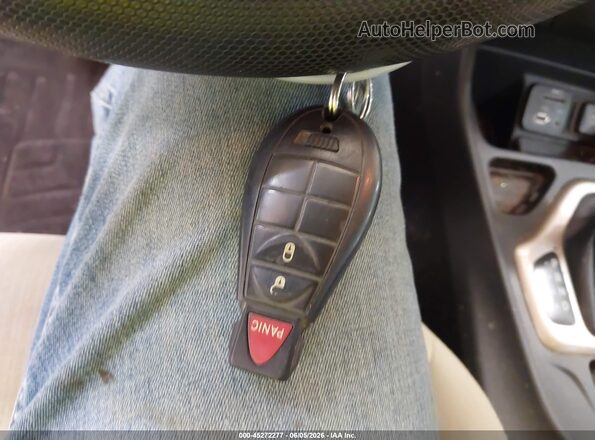 1C4PJLCB5GW234149 2016 JEEP CHEROKEE Серый Вид панели приборов