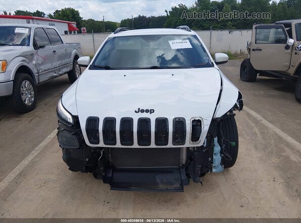 1C4PJLCB5JD580589 2018 JEEP CHEROKEE White Սալոնի հետևի տեսք