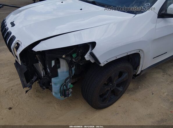 1C4PJLCB5JD580589 2018 JEEP CHEROKEE White 