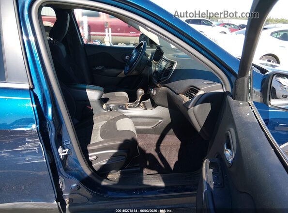 1C4PJLCB5JD605605 2018 JEEP CHEROKEE Blue Front interior view
