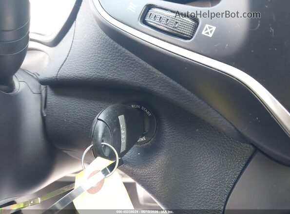 1C4PJLCB5LD610497 2020 JEEP CHEROKEE Черный Вид панели приборов