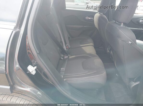 1C4PJLCB6HW540830 2017 JEEP CHEROKEE Black VIN კოდის სტიკერის ხედი