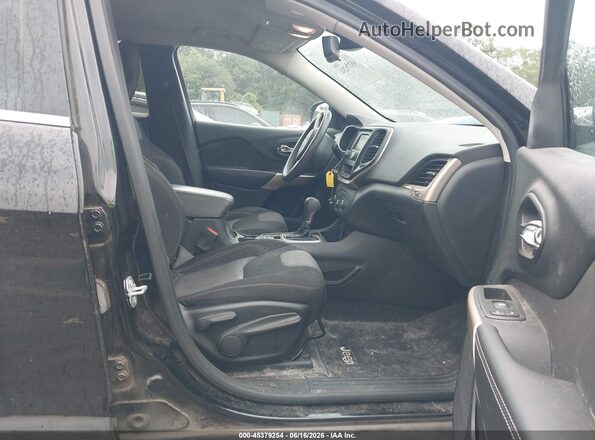 1C4PJLCB7JD531281 2018 JEEP CHEROKEE Black 