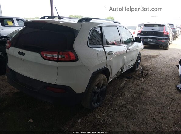 1C4PJLCB7JD557055 2018 JEEP CHEROKEE Белый Задняя правая четверть