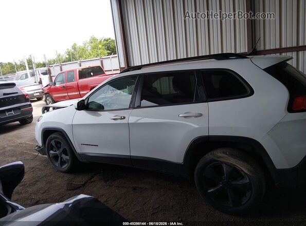 1C4PJLCB7JD557055 2018 JEEP CHEROKEE Белый 