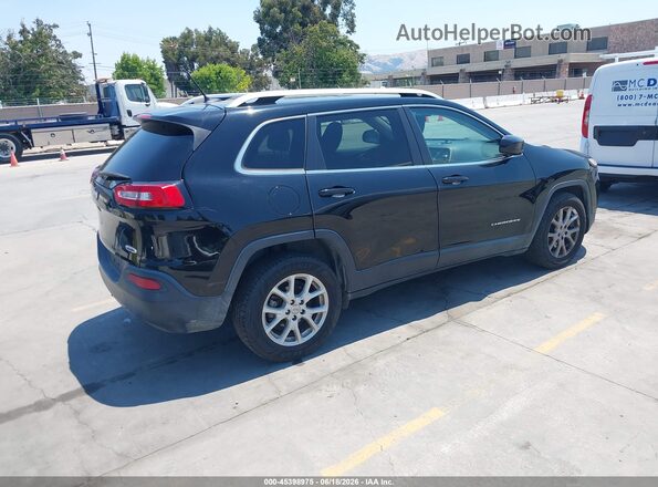 1C4PJLCB7JD561123 2018 JEEP CHEROKEE Black 