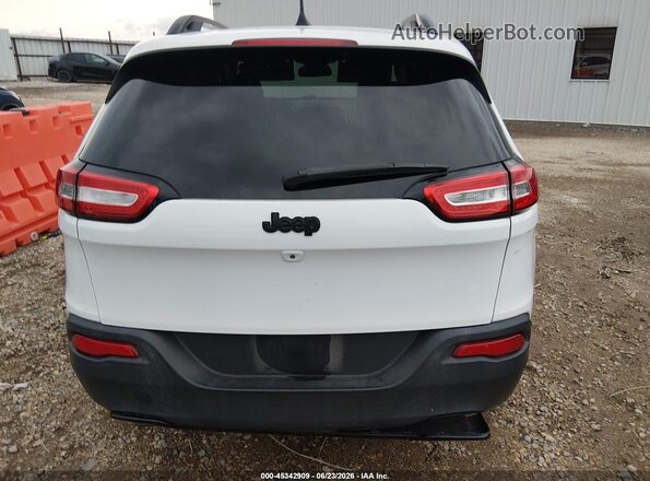 1C4PJLCB8GW207267 2016 JEEP CHEROKEE White 
