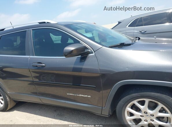 1C4PJLCB8HW640475 2017 JEEP CHEROKEE Серый Вид задней части салона
