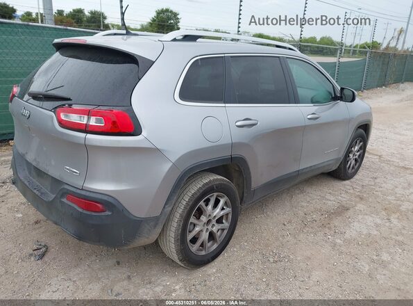 1C4PJLCB8HW641920 2017 JEEP CHEROKEE Silver Հետևի աջ