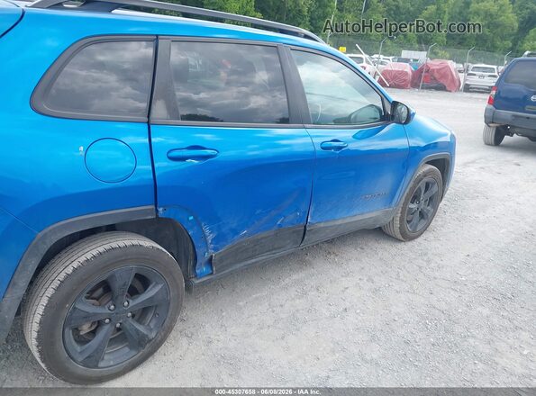 1C4PJLCB8JD560546 2018 JEEP CHEROKEE Blue Front view