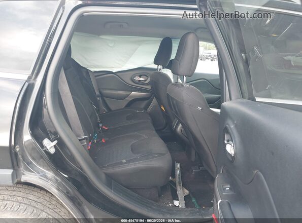 1C4PJLCB8KD149942 2019 JEEP CHEROKEE Black Widok naklejki z numerem VIN