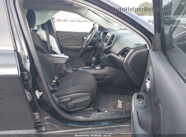 1C4PJLCB8KD149942 2019 JEEP CHEROKEE Black Widok wnętrza z przodu