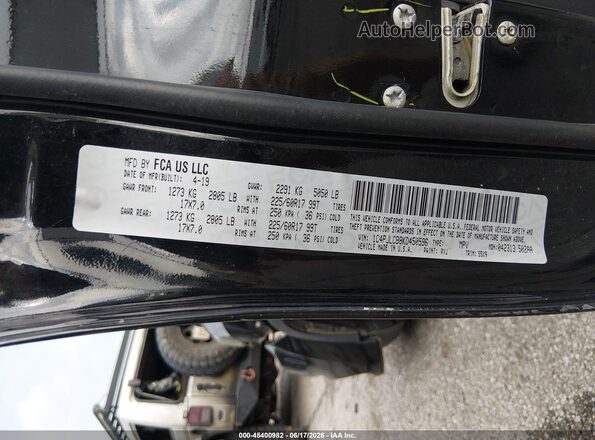 1C4PJLCB8KD450596 2019 JEEP CHEROKEE Black ძრავის განყოფილების ხედი
