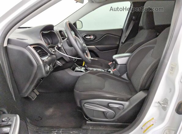 1C4PJLCB8LD561618 2020 JEEP CHEROKEE White წინა სალონის ხედი