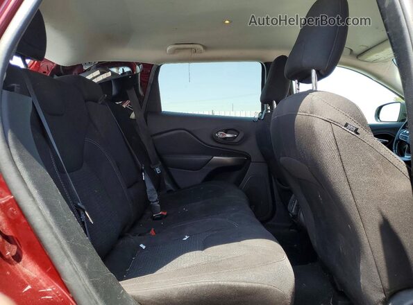 1C4PJLCB8LD586387 2020 JEEP CHEROKEE Red უკანა სალონის ხედი