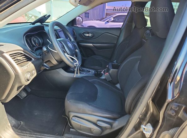 1C4PJLCB9KD313005 2019 JEEP CHEROKEE Black Widok wnętrza z przodu