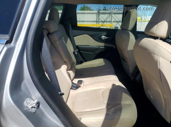 1C4PJLCBXGW208288 2016 JEEP CHEROKEE Silver Вид задньої частини салону