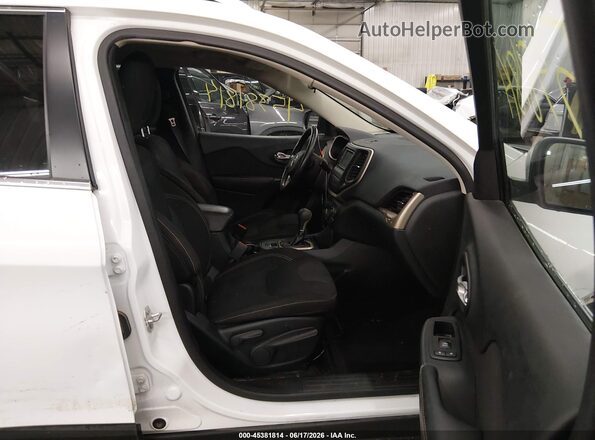 1C4PJLCBXGW281385 2016 JEEP CHEROKEE White Vista interior delantera