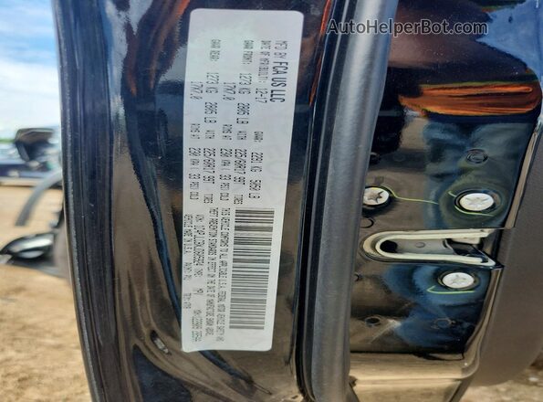 1C4PJLCBXJD605924 2018 JEEP CHEROKEE Black ძრავის განყოფილების ხედი