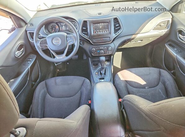 1C4PJLCBXKD286218 2019 JEEP CHEROKEE Белый Вид панели приборов