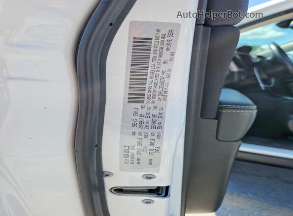1C4PJLCS3HW561747 2017 JEEP CHEROKEE White 