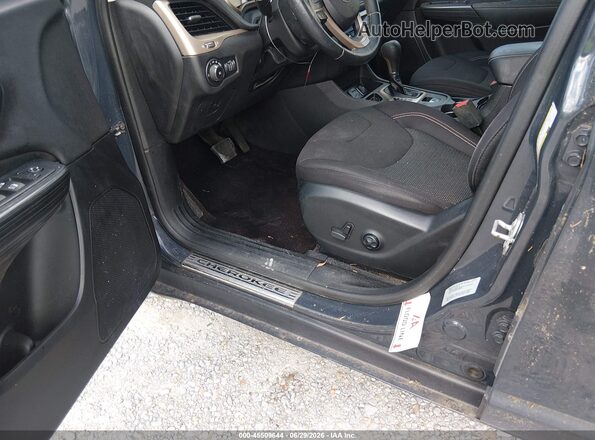 1C4PJLCS7GW369214 2016 JEEP CHEROKEE Gray Вид спереду