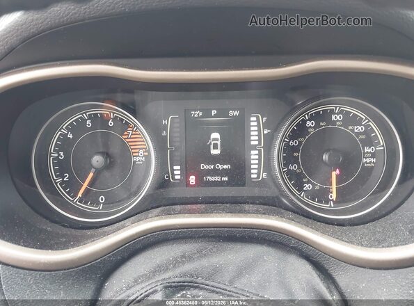 1C4PJLCS8GW171497 2016 JEEP CHEROKEE Gray Widok tylnych siedzeń