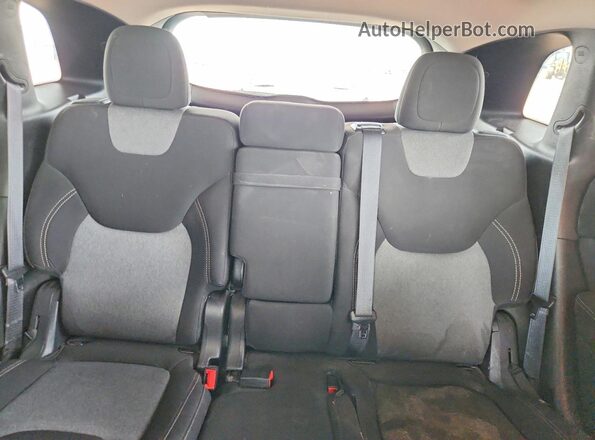 1C4PJLCX7JD621249 2018 JEEP CHEROKEE White Вид задніх сидінь