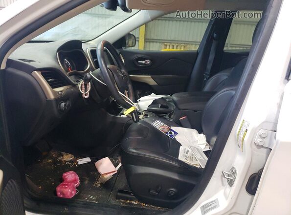 1C4PJLDB1HW603993 2017 JEEP CHEROKEE White Front interior view