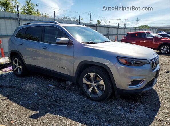 1C4PJLDB1KD242218 2019 JEEP CHEROKEE Серебряный Передняя правая четверть
