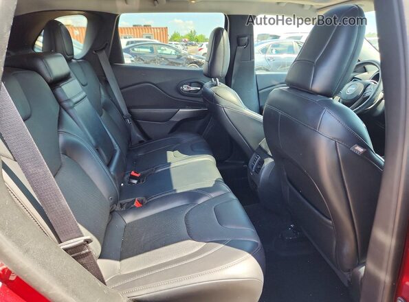 1C4PJLDB3KD343146 2019 JEEP CHEROKEE Red Widok tylnych siedzeń