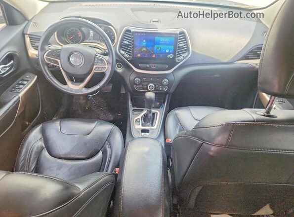 1C4PJLDB4JD528255 2018 JEEP CHEROKEE Silver Առջևի վահանակի տեսք