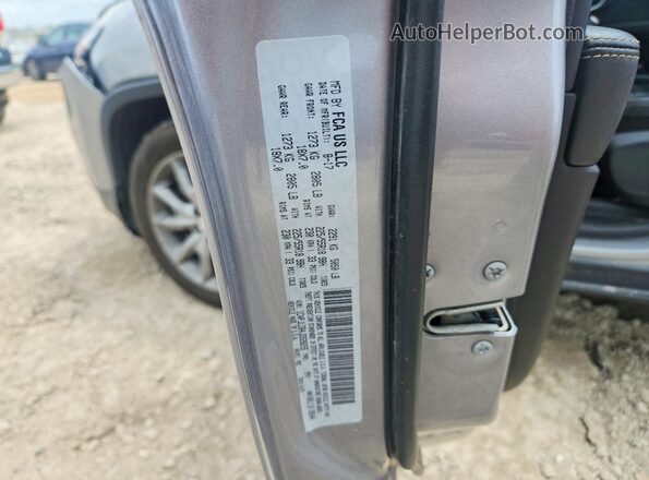 1C4PJLDB4JD528255 2018 JEEP CHEROKEE Silver Շարժիչի բաժամունքի տեսք