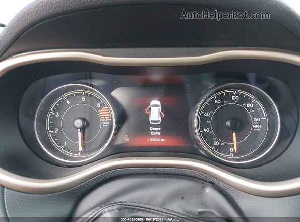 1C4PJLDB5JD565315 2018 JEEP CHEROKEE Black Հետևի նստատեղերի տեսք