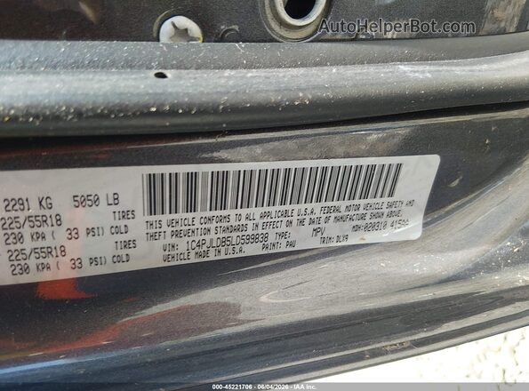 1C4PJLDB5LD599838 2020 JEEP CHEROKEE Gray Widok komory silnika