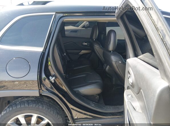 1C4PJLDB7JD568233 2018 JEEP CHEROKEE Black Вид наклейки з VIN-кодом