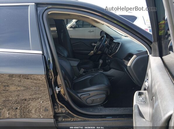 1C4PJLDB7JD568233 2018 JEEP CHEROKEE Black Вид салону спереду