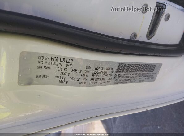 1C4PJLDB8KD296051 2019 JEEP CHEROKEE White ძრავის განყოფილების ხედი