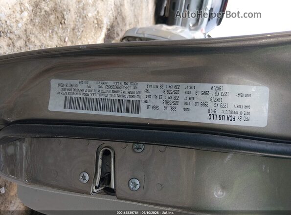 1C4PJLDN9KD264963 2019 JEEP CHEROKEE Gold Widok komory silnika