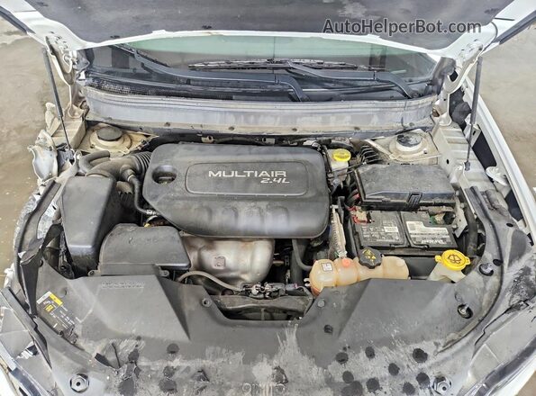 1C4PJLLB1KD186847 2019 JEEP CHEROKEE White Սալոնի հետևի տեսք