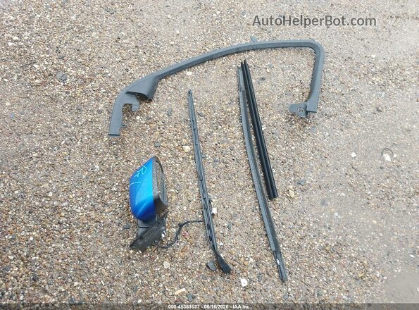 1C4PJLLB1LD552985 2020 JEEP CHEROKEE Blue Instrument cluster view