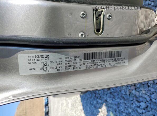 1C4PJLLB2KD164243 2019 JEEP CHEROKEE Silver Widok naklejki z numerem VIN