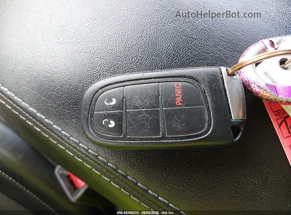 1C4PJLLB3KD205057 2019 JEEP CHEROKEE White Dashboard view