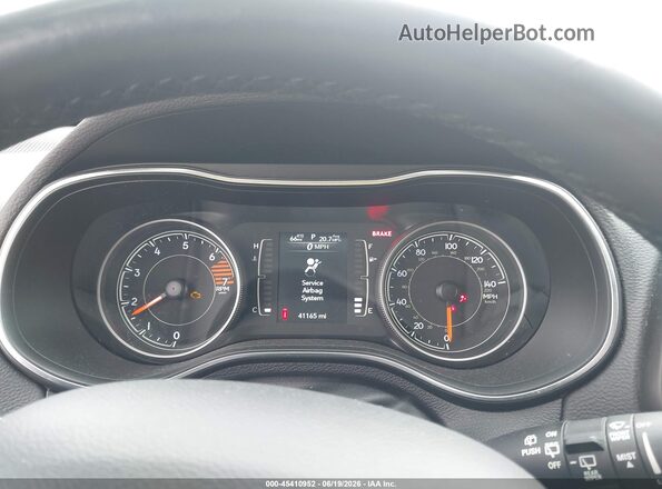 1C4PJLLB3KD240522 2019 JEEP CHEROKEE White Rear seats view