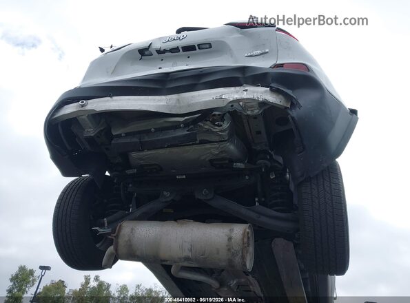 1C4PJLLB3KD240522 2019 JEEP CHEROKEE White 
