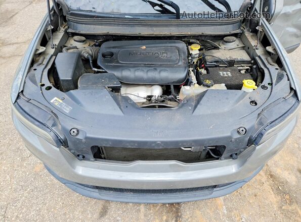 1C4PJLLB3KD357260 2019 JEEP CHEROKEE Gray Engine compartment view